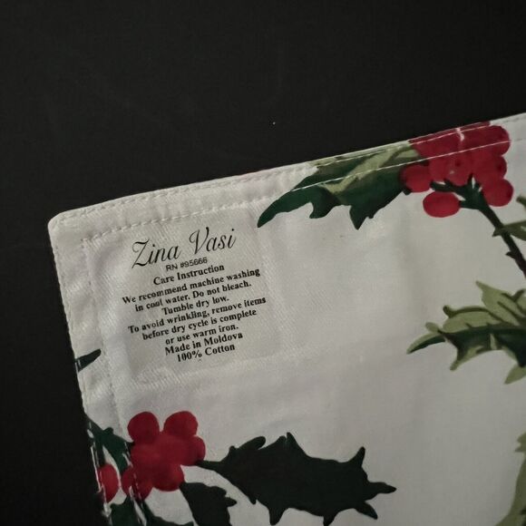 Zina Vasi Christmas Poinsettia Holly Berry Napkins Placemats & Tea Towels Lot - Picture 10 of 15